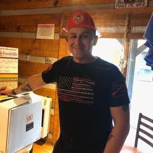 Meet your Posher, Victor